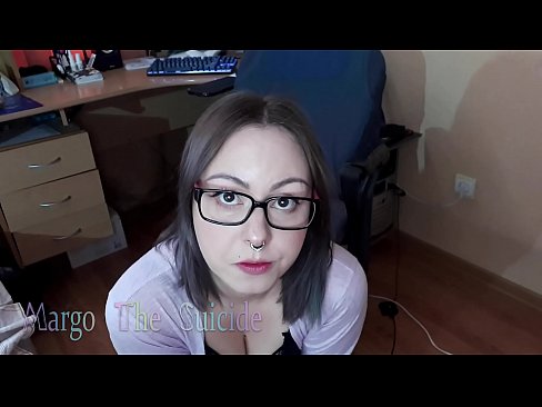 ❤️ Ọmọbinrin ti o ni gbese pẹlu awọn gilaasi buruja Dildo jinna lori Kamẹra ni% yo.com-porn-kai.ru