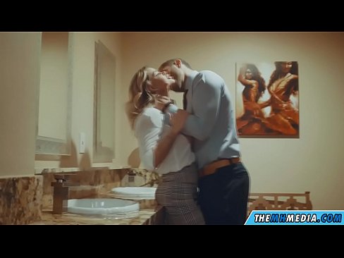 ❤️ Nigbati bilondi ti oyan ba tan ọ ni yara isinmi ti gbogbo eniyan ni% yo.com-porn-kai.ru